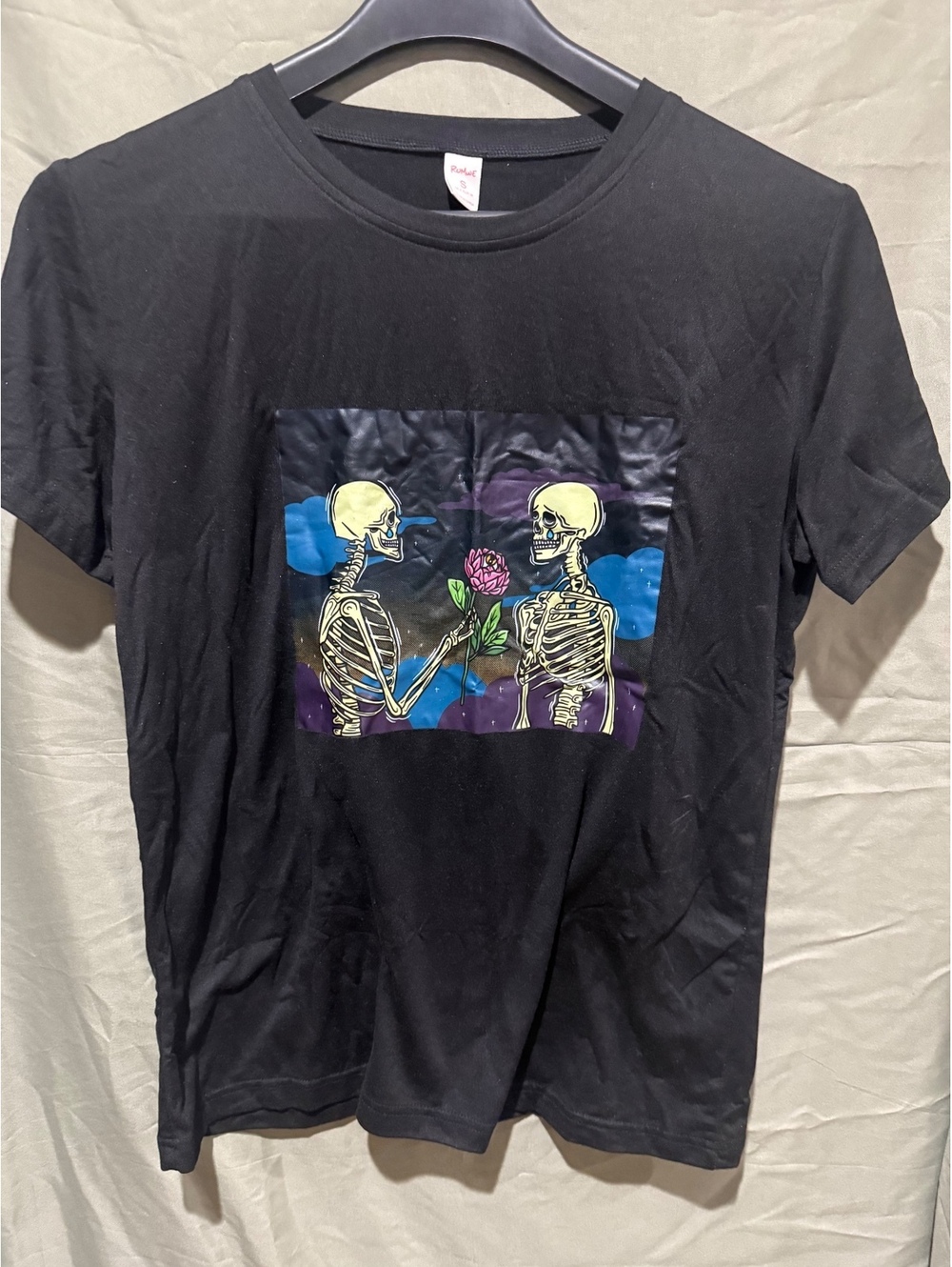 Black skeleton graphic T shirt